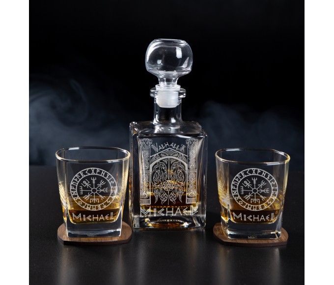 gift for men Personalized whiskey gift set,gifts for dad,Whiskey decanter,Game master, Dragon, geek culture, fantasy