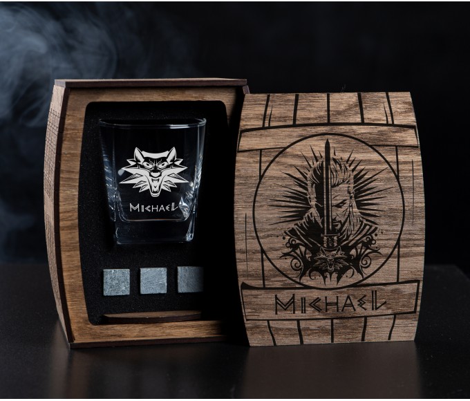 Hero from the game, gift for a geek, for the comic book lover, gift for gamer, gift for men, Personalized whiskey gift set