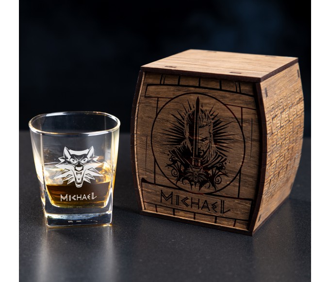 Hero from the game, gift for a geek, for the comic book lover, gift for gamer, gift for men, Personalized whiskey gift set
