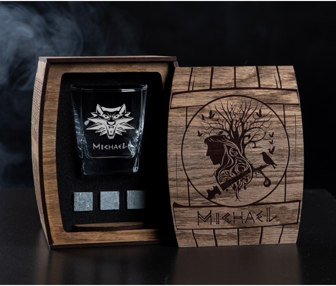 Personalized Whiskey Gift Set Game Hero