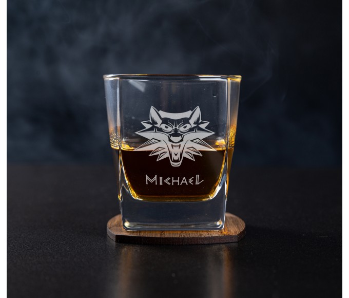 Personalized Whiskey Gift Set Game Hero