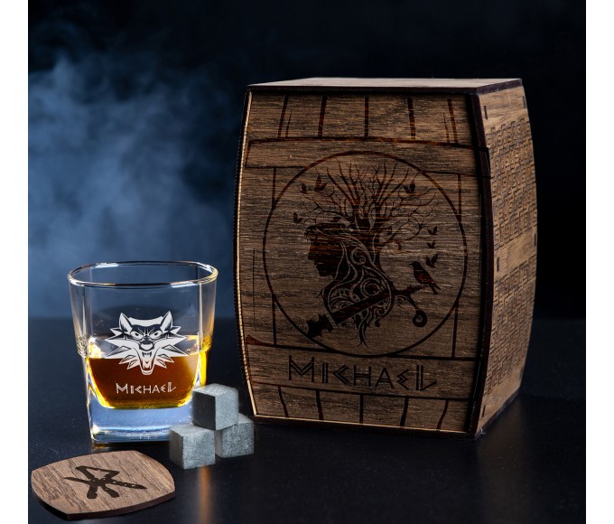 Personalized Whiskey Gift Set Game Hero