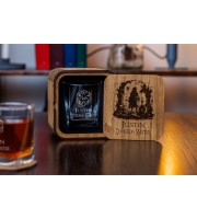  Personalized whiskey gift set in wood box   
