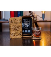  Personalized whiskey gift set in wood box  