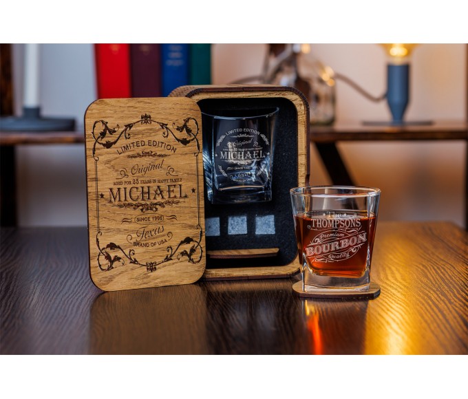 Personalized whiskey gift set , gift for dad, for husband, custom gift, personalized, a gift with a name