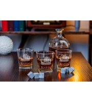  Personalized whiskey gift set in wood box  