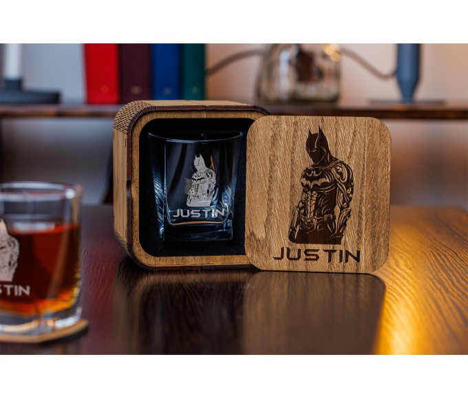  Personalized whiskey gift set in wood box  
