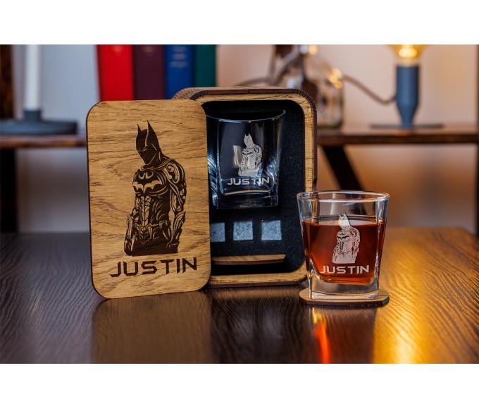  Personalized whiskey gift set in wood box  