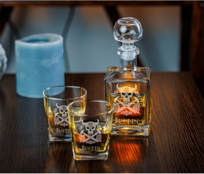 Personalized decanter gift set
