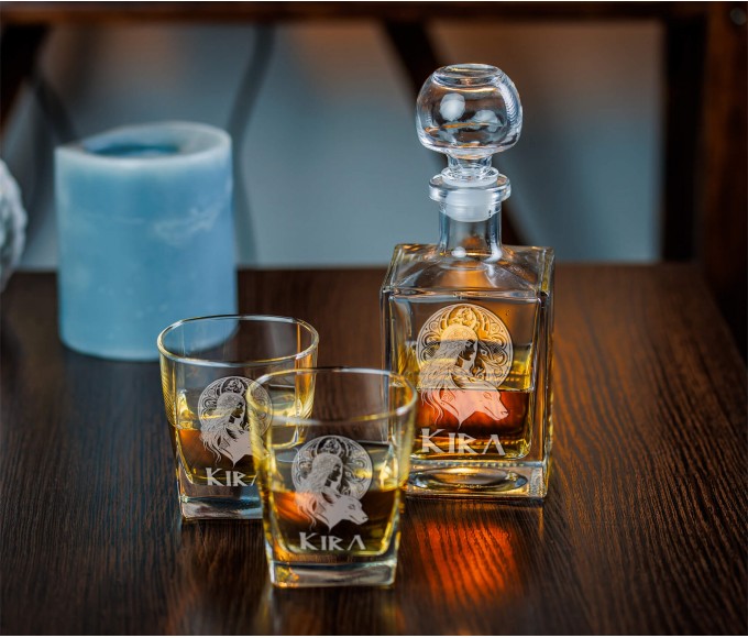 Personalized decanter gift set